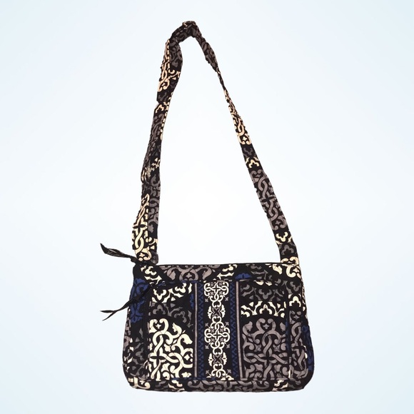Vera Bradley Handbags - VERA BRADLEY Quilted Small Crossbody